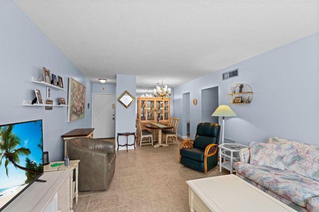 400 S Cypress Road 404, Pompano Beach, FL 33060