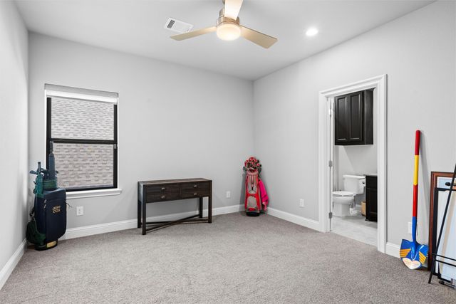 1833 Rolling Heights Lane, Fort Worth, TX 76008