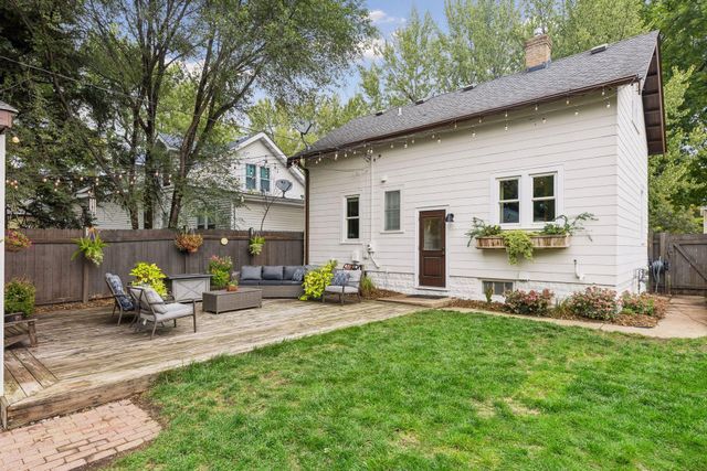 3620 Rhode Island Avenue S, Saint Louis Park, MN 55426