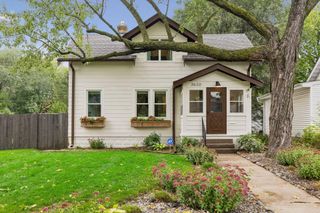 3620 Rhode Island Avenue S, Saint Louis Park, MN 55426