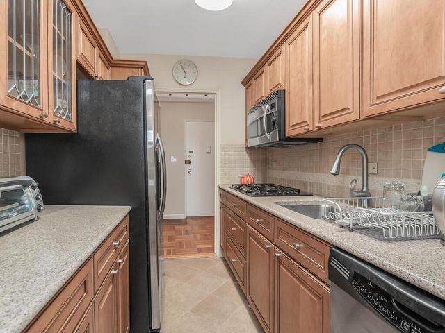 5550 Fieldston Road 8D, Bronx, NY 10471
