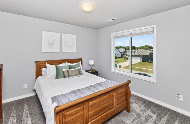 624 18th Street SE, Altoona, IA 50009