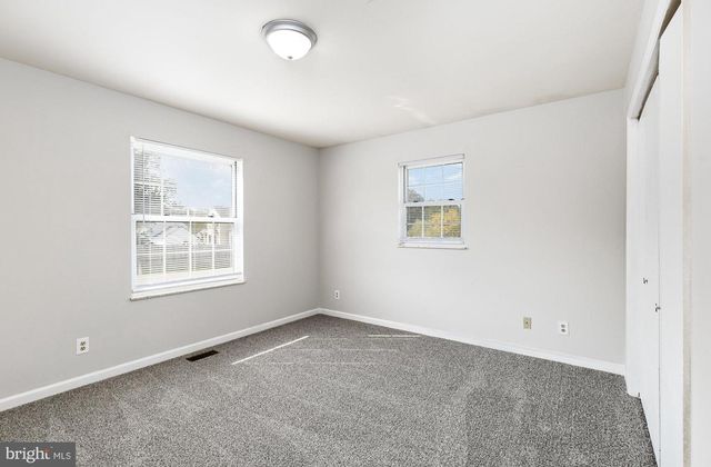 1929 SIERRA DR, Fredericksburg, VA 22405