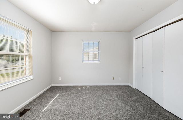 1929 SIERRA DR, Fredericksburg, VA 22405