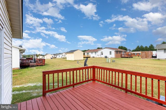 1929 SIERRA DR, Fredericksburg, VA 22405