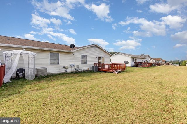 1929 SIERRA DR, Fredericksburg, VA 22405