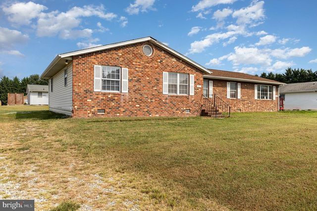 1929 SIERRA DR, Fredericksburg, VA 22405