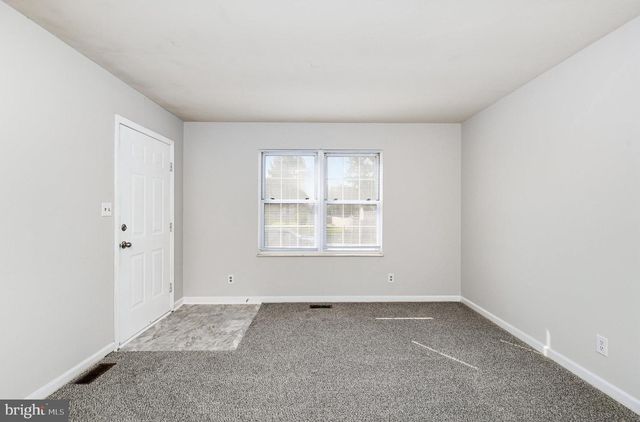 1929 SIERRA DR, Fredericksburg, VA 22405