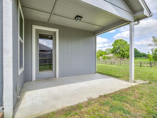 10933 N 154th East Avenue, Owasso, OK 74055