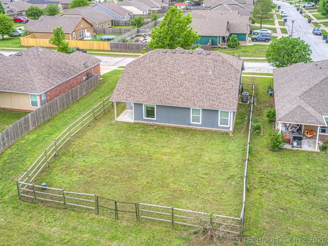 10933 N 154th East Avenue, Owasso, OK 74055