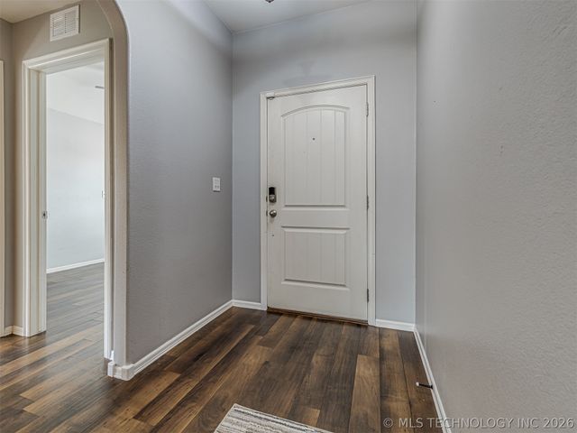 10933 N 154th East Avenue, Owasso, OK 74055