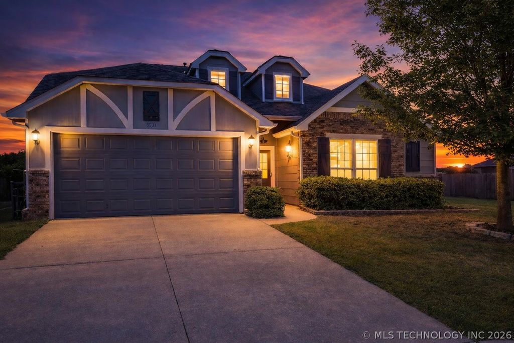 10933 N 154th East Avenue, Owasso, OK 74055