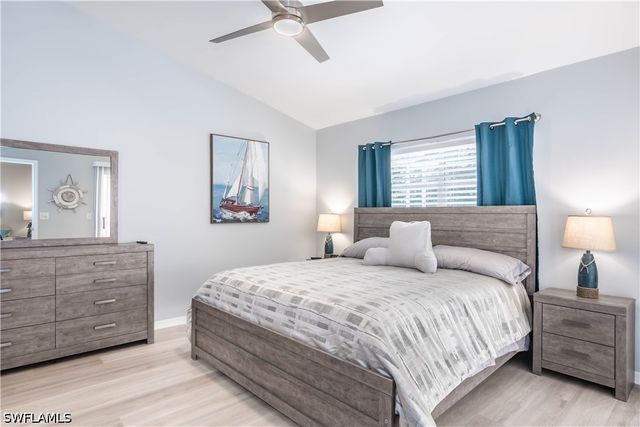 480 Saint Andrews BLVD 14, Naples, FL 34113