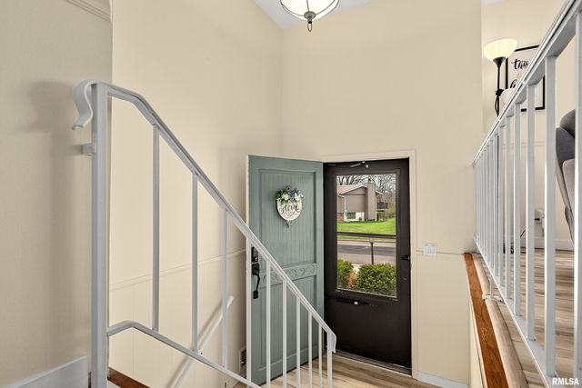 2407 W CARRIAGE Lane, Peoria, IL 61614
