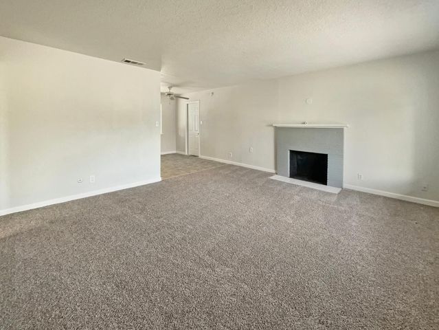 400 Morrison Ave, Sacramento, CA 95838