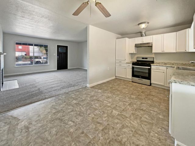 400 Morrison Ave, Sacramento, CA 95838