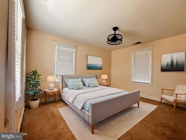 102 S ACADEMY ST, Greensboro, MD 21639