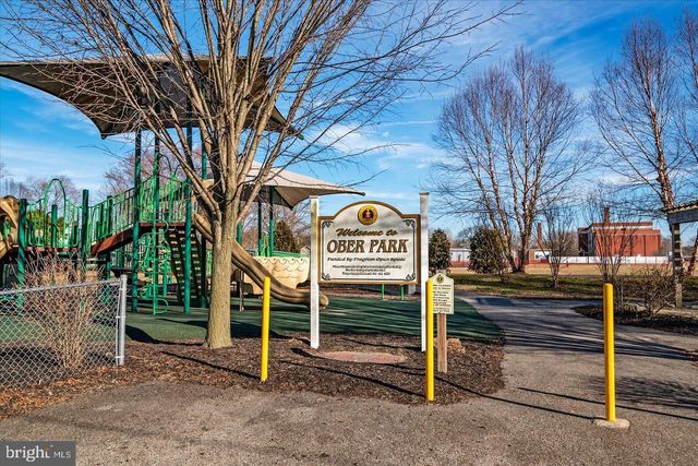 102 S ACADEMY ST, Greensboro, MD 21639