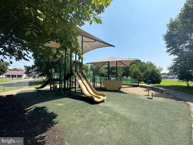 102 S ACADEMY ST, Greensboro, MD 21639