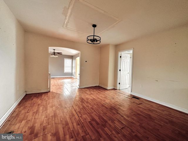 102 S ACADEMY ST, Greensboro, MD 21639