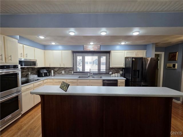 140 Cross Street, Whitestown, NY 13495