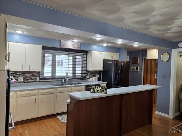 140 Cross Street, Whitestown, NY 13495