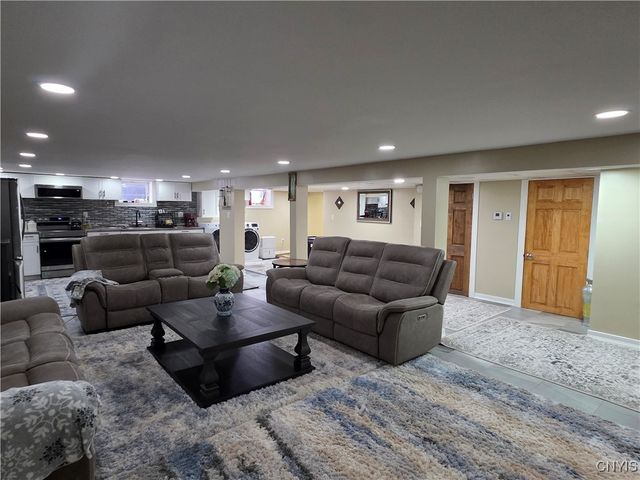 140 Cross Street, Whitestown, NY 13495