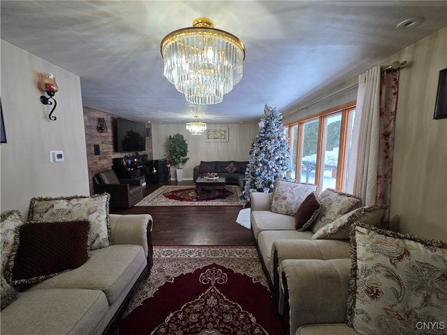 140 Cross Street, Whitestown, NY 13495