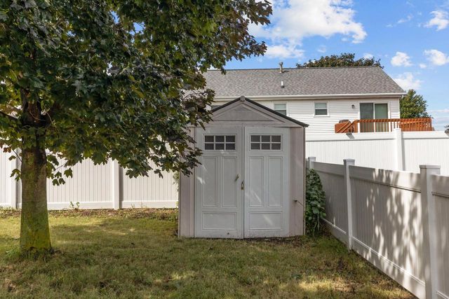 3817 PURPLE CREST DRIVE, Oshkosh, WI 54901