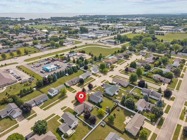 3817 PURPLE CREST DRIVE, Oshkosh, WI 54901