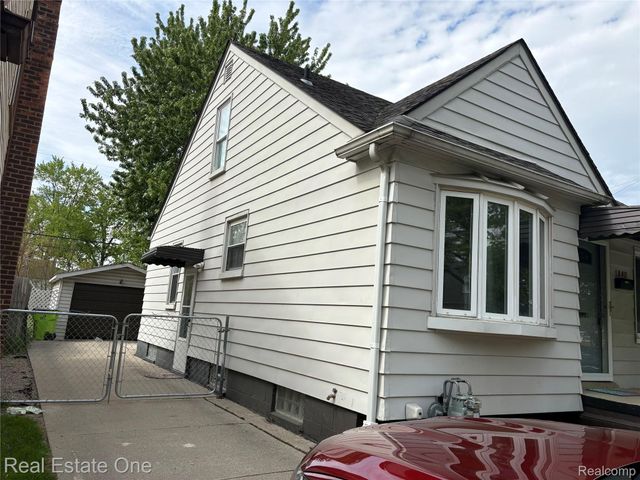 1843 Buckingham Avenue, Lincoln Park, MI 48146