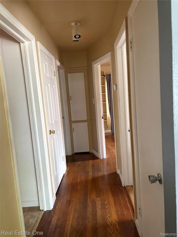 1843 Buckingham Avenue, Lincoln Park, MI 48146
