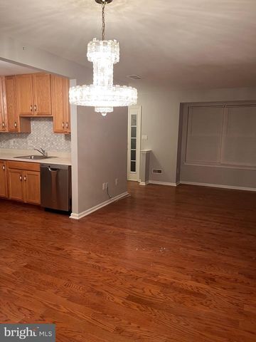 5902 COVENTRY WAY, Mount Laurel, NJ 08054