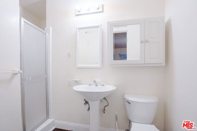 446 S St Andrews Place 3, Los Angeles, CA 90020