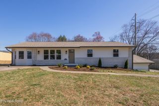 838 Whitehall Rd, Knoxville, TN 37909