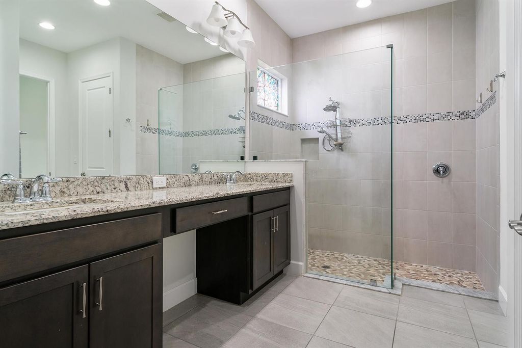 Image 19 of property listing at 15894 Meadowlark Court, Westlake, FL 33470