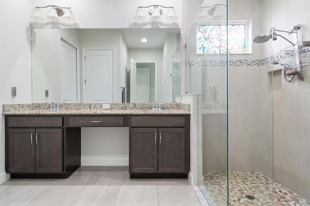 Image 20 of property listing at 15894 Meadowlark Court, Westlake, FL 33470