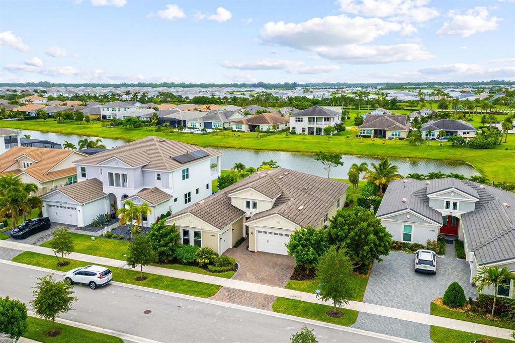 Image 38 of property listing at 15894 Meadowlark Court, Westlake, FL 33470