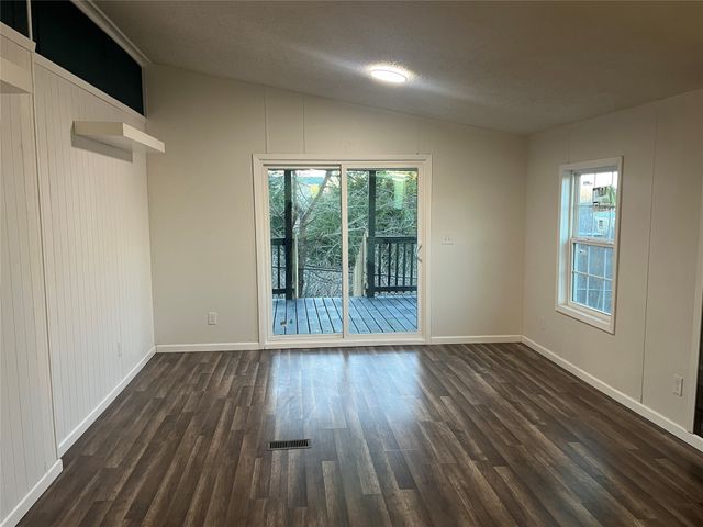 2231 FM 1182, Ennis, TX 75119