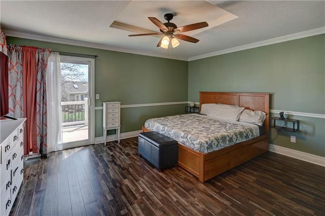 1625 NE Thames Drive, Lee's Summit, MO 64086