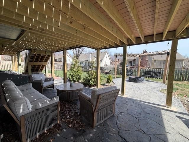 1625 NE Thames Drive, Lee's Summit, MO 64086