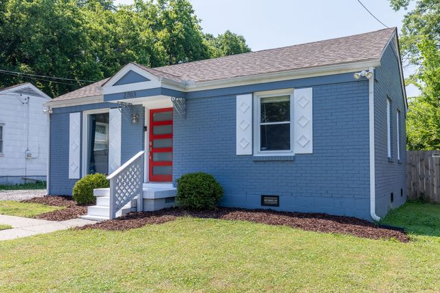 2703O O Neal Dr, Nashville, TN 37208