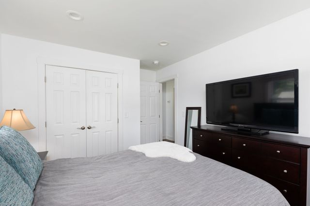 2703O O Neal Dr, Nashville, TN 37208