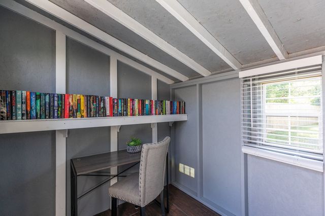2703O O Neal Dr, Nashville, TN 37208