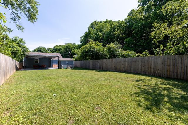 2703O O Neal Dr, Nashville, TN 37208