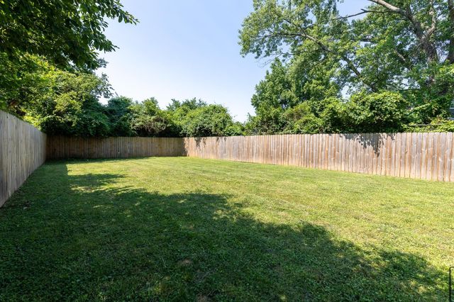 2703O O Neal Dr, Nashville, TN 37208