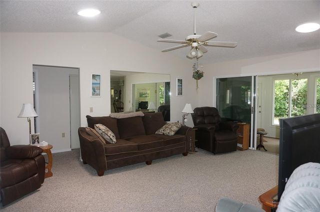 10819 SW 83RD COURT, Ocala, FL 34481