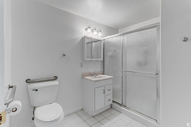 888 W ROCKHILL POINT CV, Taylorsville, UT 84123