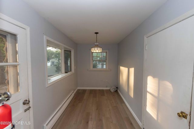 826 Bartlett Place, Toms River, NJ 08753