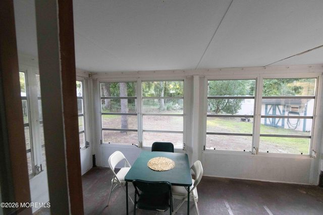 826 Bartlett Place, Toms River, NJ 08753